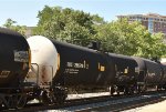 256518